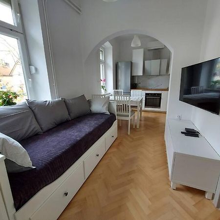 Apartment Bezigrad リュブリャナ エクステリア 写真